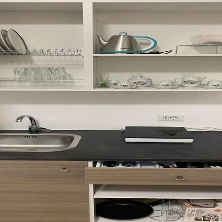 Miris Home Fast And Comfortable With Self Check In 8 Minutes Walk Near Naples Airport Eksteriør billede