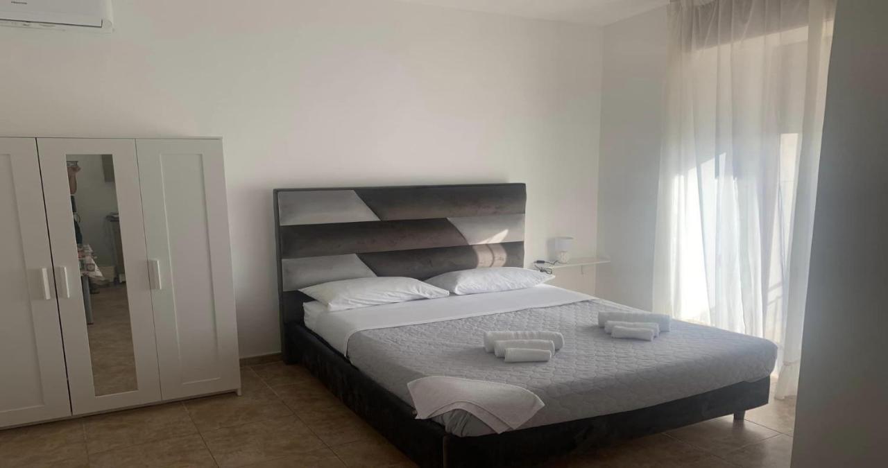 Miris Home Fast And Comfortable With Self Check In 8 Minutes Walk Near Naples Airport Eksteriør billede
